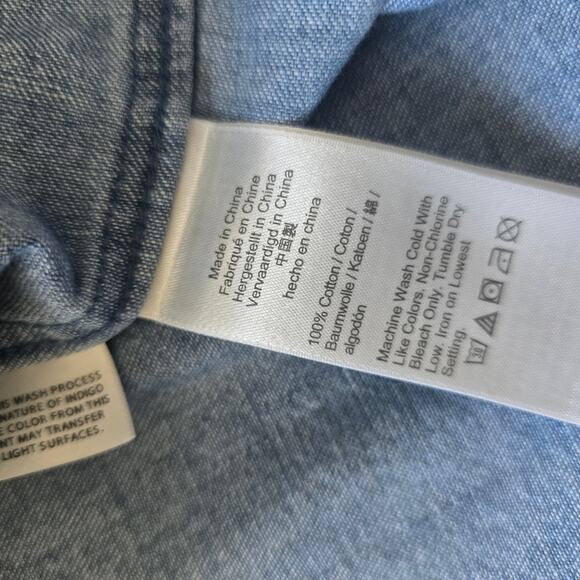 J. Crew Garcon Chambray Denim Western Shirt Pearl Button UP Size 4 (Fits like M) - Picture 7 of 9